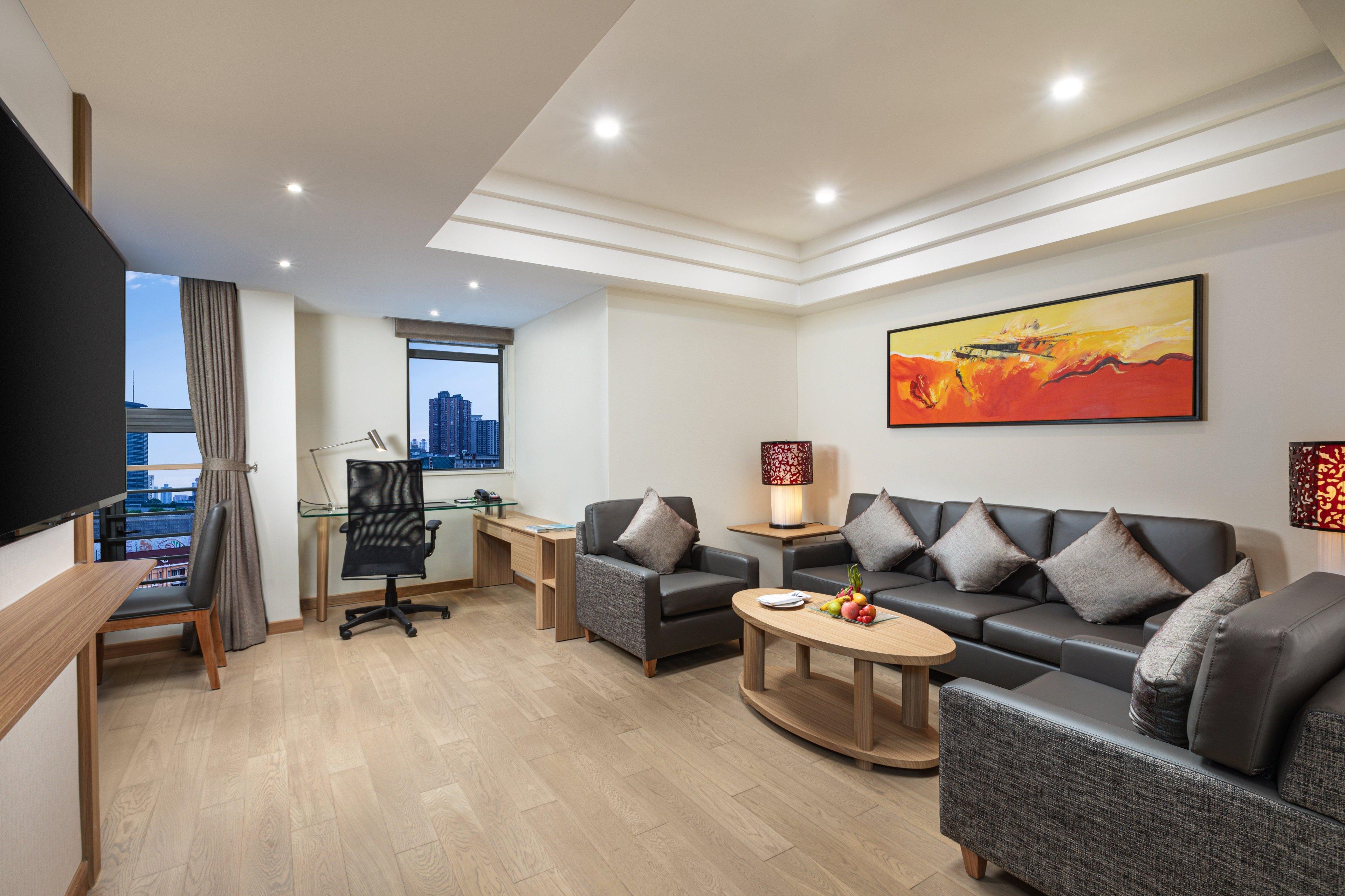 Holiday Inn Shanghai Hongqiao Central By Ihg Экстерьер фото