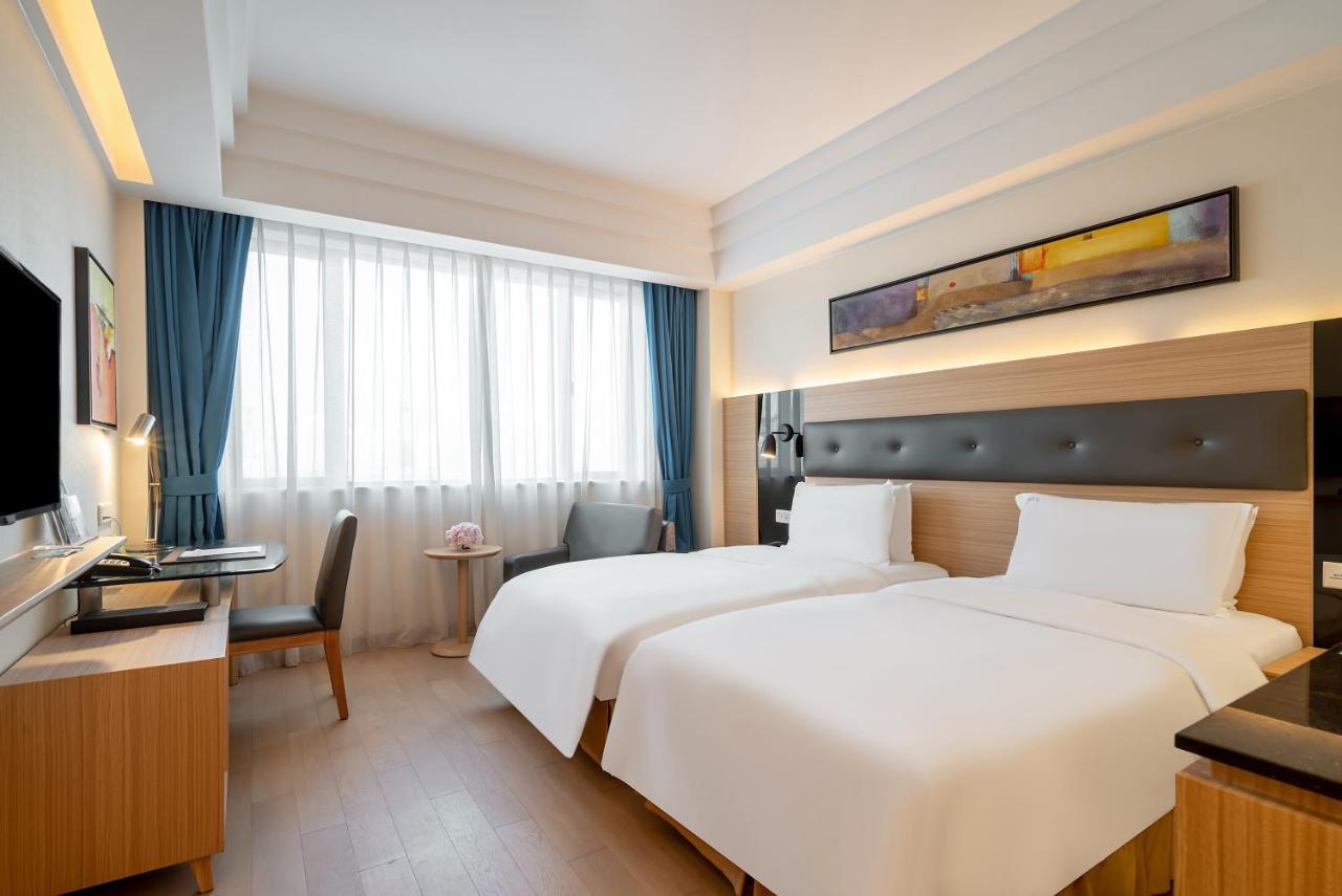 Holiday Inn Shanghai Hongqiao Central By Ihg Экстерьер фото