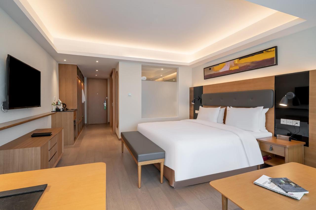 Holiday Inn Shanghai Hongqiao Central By Ihg Экстерьер фото