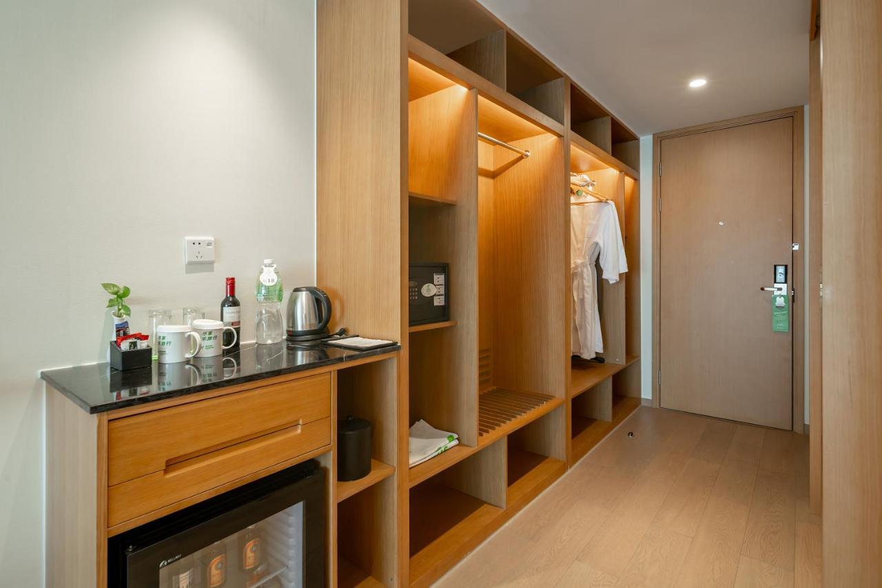 Holiday Inn Shanghai Hongqiao Central By Ihg Экстерьер фото