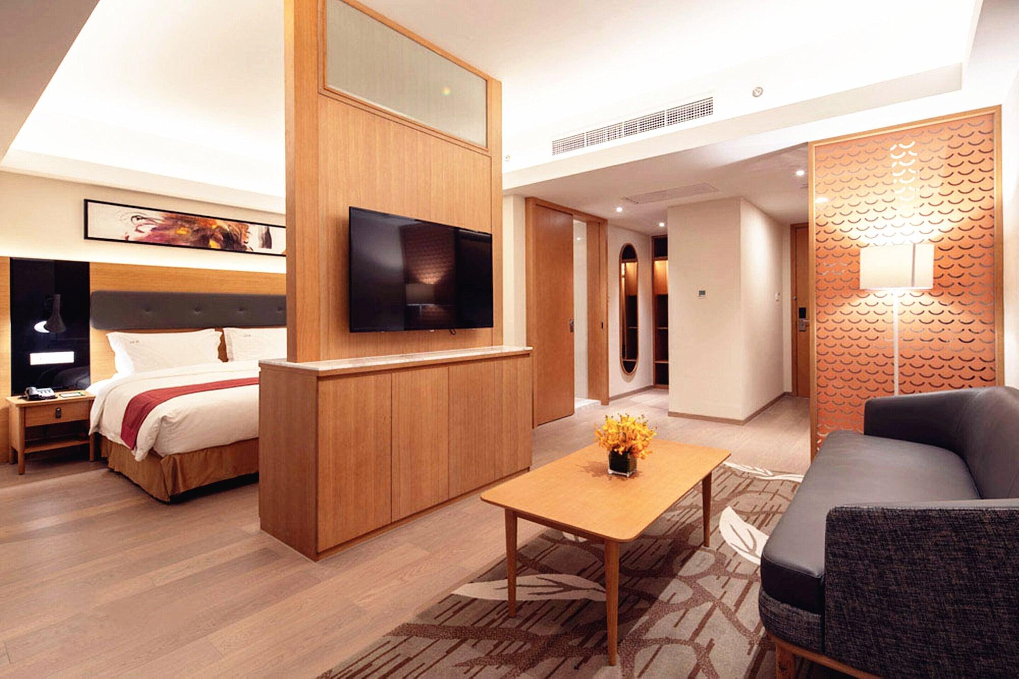 Holiday Inn Shanghai Hongqiao Central By Ihg Экстерьер фото